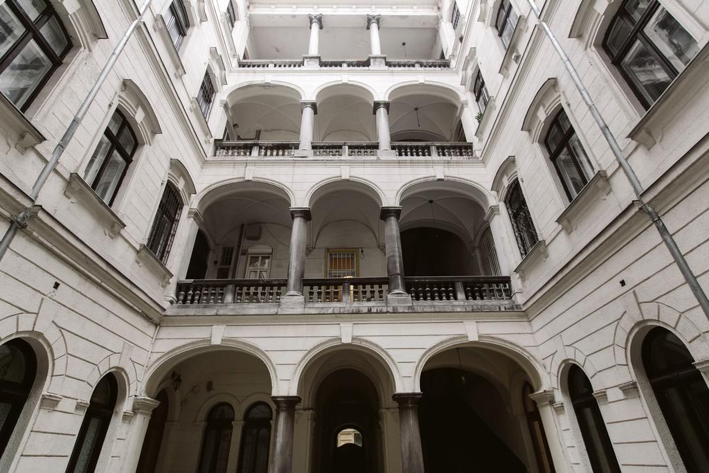 Dnd Apartments Astoria Szentkiralyi Street Budapest Exteriör bild